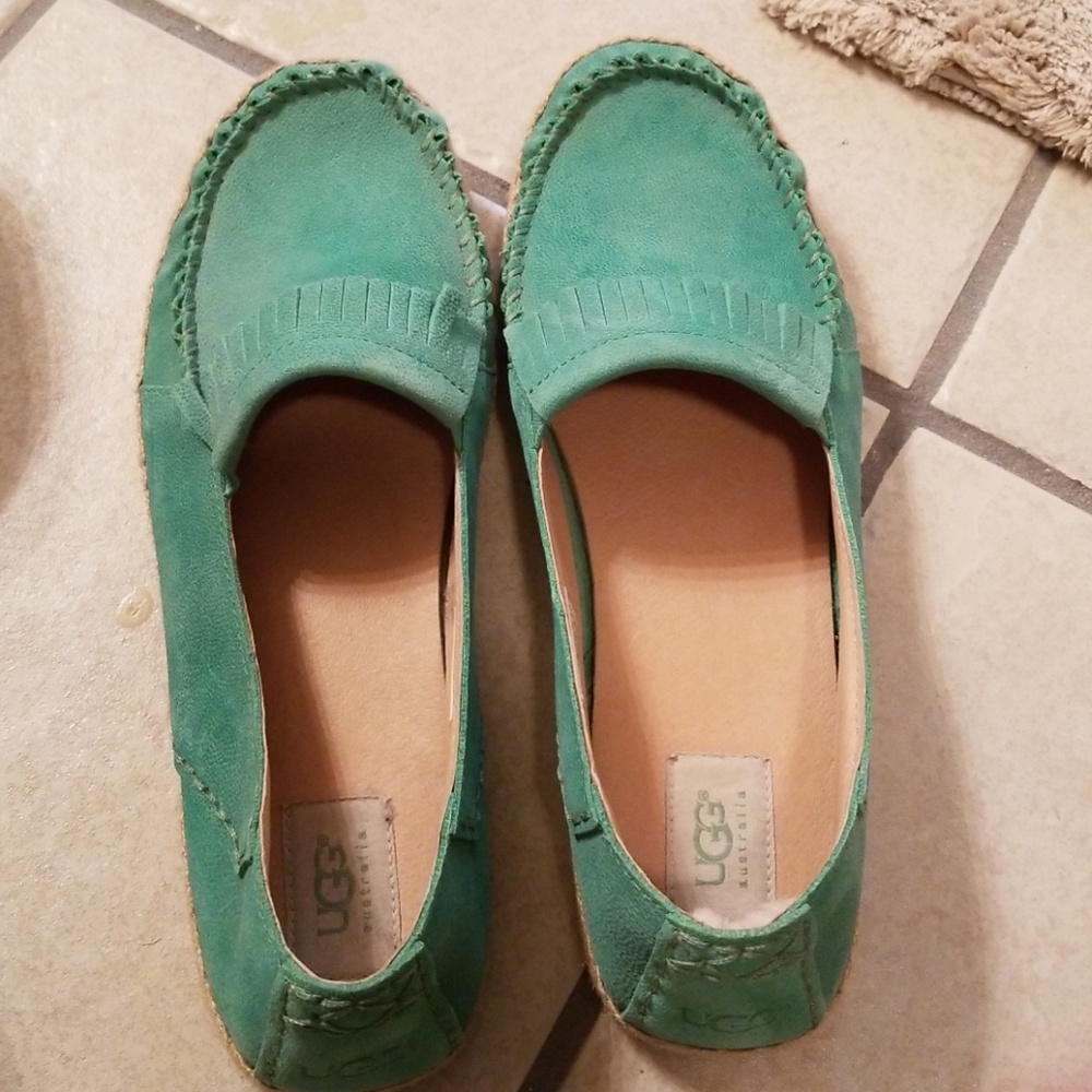 Ugg Marrah Shoe size 11 Only wore a few times